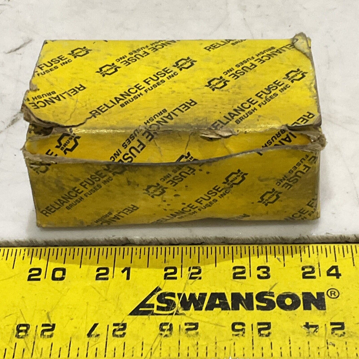 RELIANCE JCL3 CURRENT LIMITING FUSE CLASS J 600V LOT OF 6 374