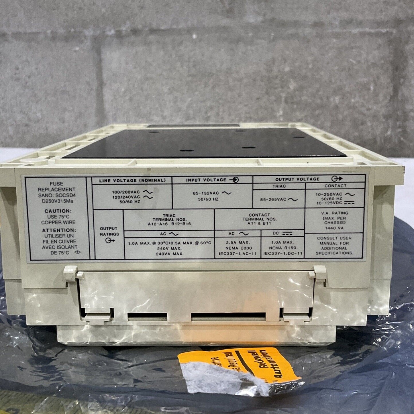 AB ALLEN BRADLEY 1745-E151 SLC 150 CONTROLLER EXPANSION UNIT E9DM-2257 373