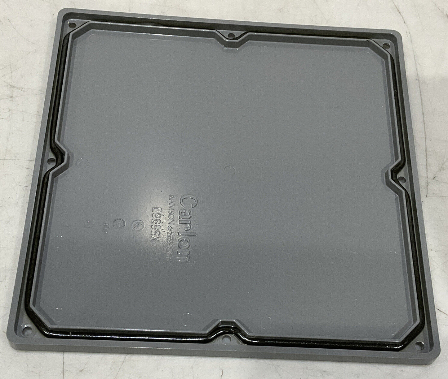 THOMAS AND BETTS E989N-CAR PVC FITTING MOLDED JUNCTION BOX 373