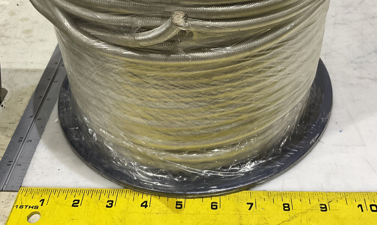 WHITE SHOCK CORD 2590004 50 FT 373