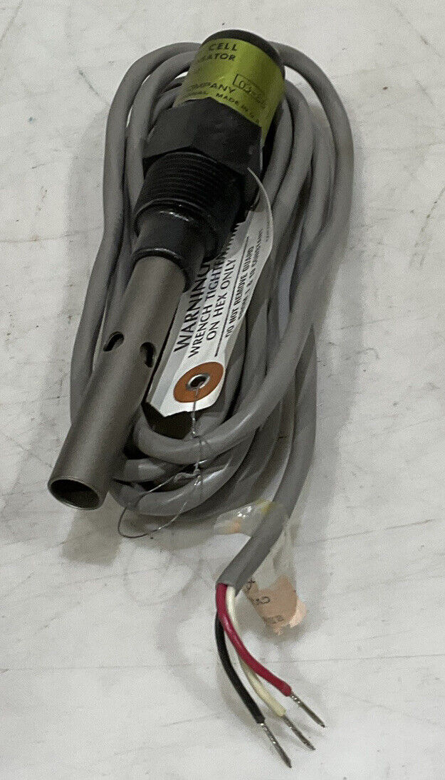 LEEDS AND NORTHRUP 4973-001-305-7-000 CONDUCTIVITY CELL 373