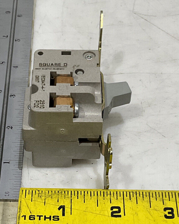 SQUARE D 2510FG2 FHP MANUAL STARTER 373