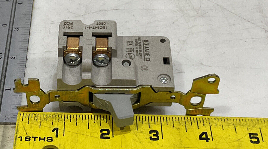 SQUARE D 2510FG2 FHP MANUAL STARTER 373
