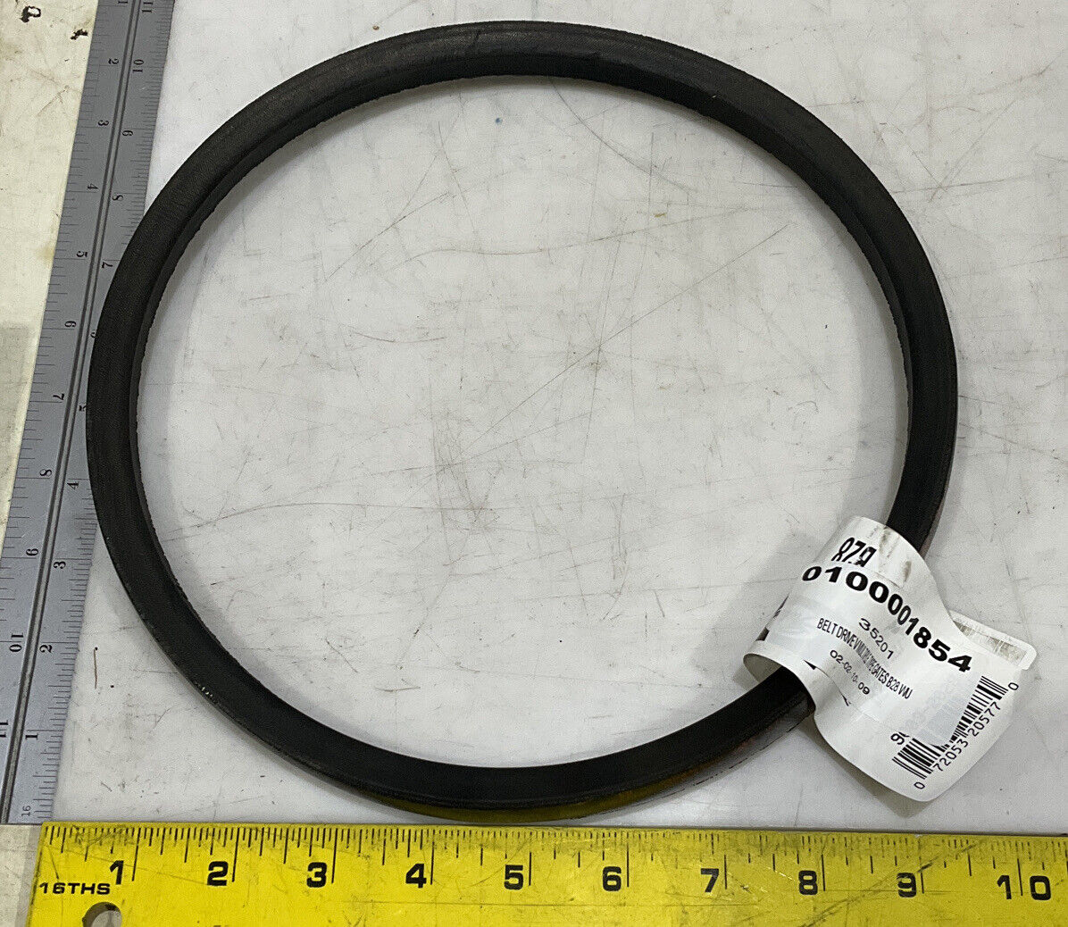 GATES B28 BELT LOT OF 4 373