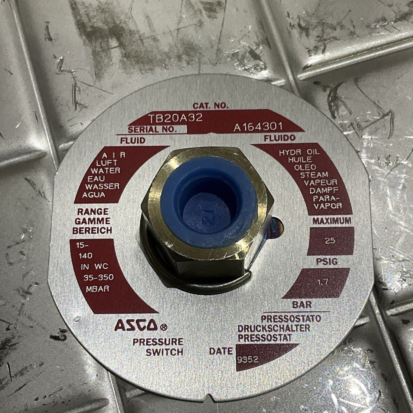 ASCO TB20A32 A164301 PRESSURE TRANSDUCER 15-140 IN WC 35-350 MBAR 373