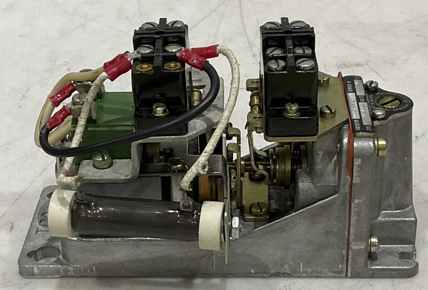 GENERAL ELECTRIC 414AA41 SERIES A 115/125V 373