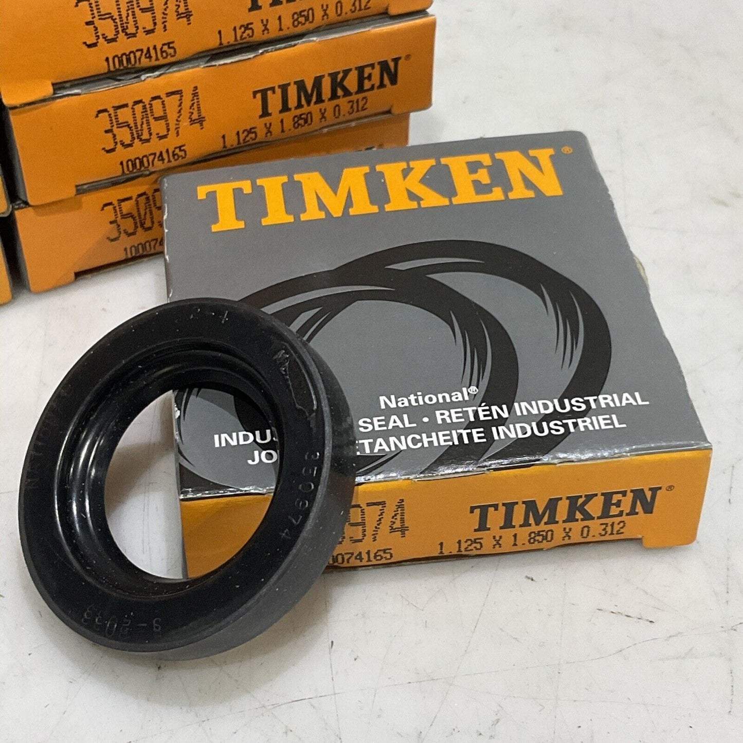 TIMKEN 350974 INDUSTRIAL SEAL LOT OF 8 373