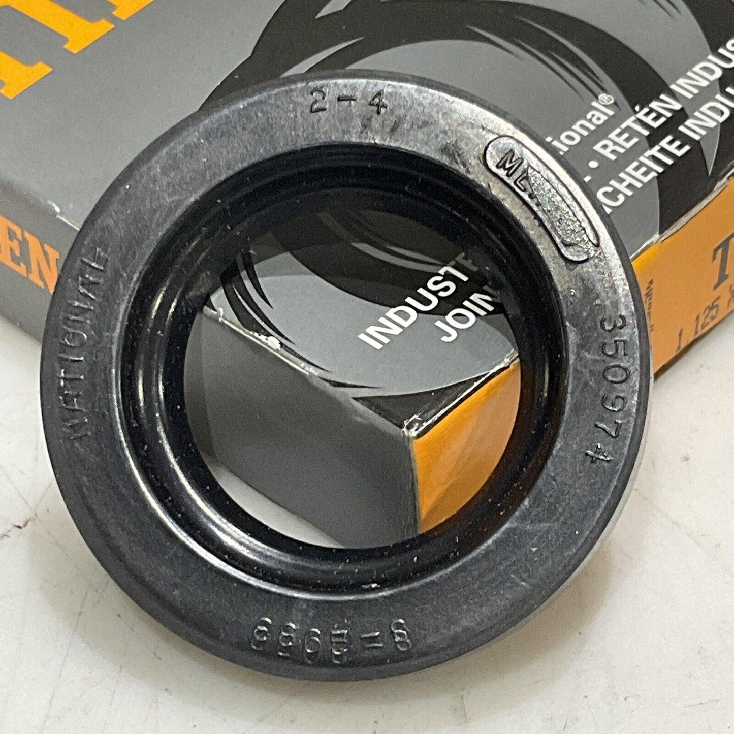 TIMKEN 350974 INDUSTRIAL SEAL LOT OF 8 373