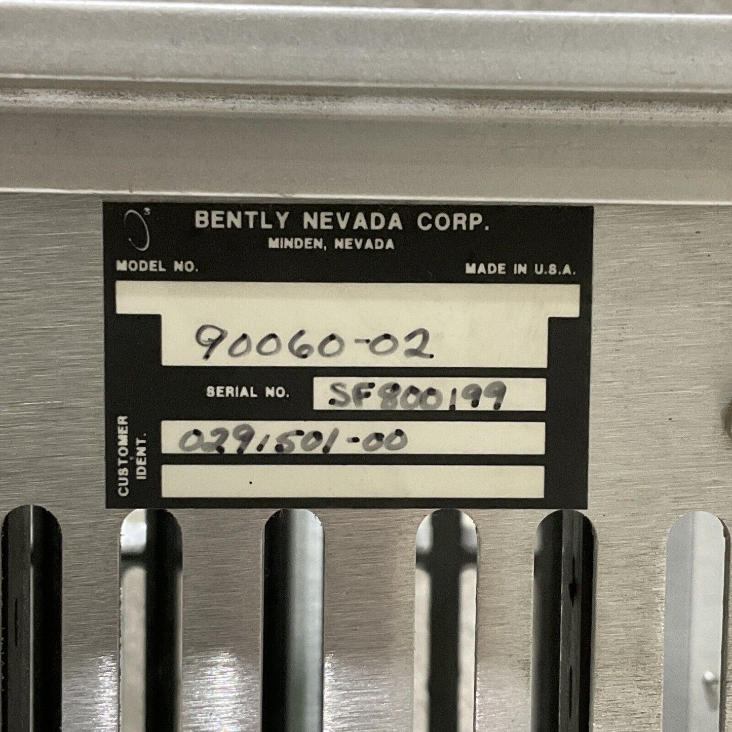 BENTLY NEVADA CORP. 90060-02 RACK CHASSIS 373