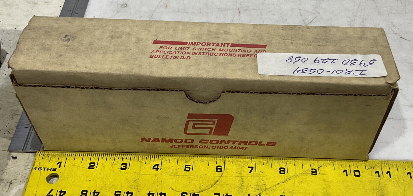NAMCO CONTROLS EA700-30100 SL4C-B2 SNAP-LOCK LIMIT SWITCH 373