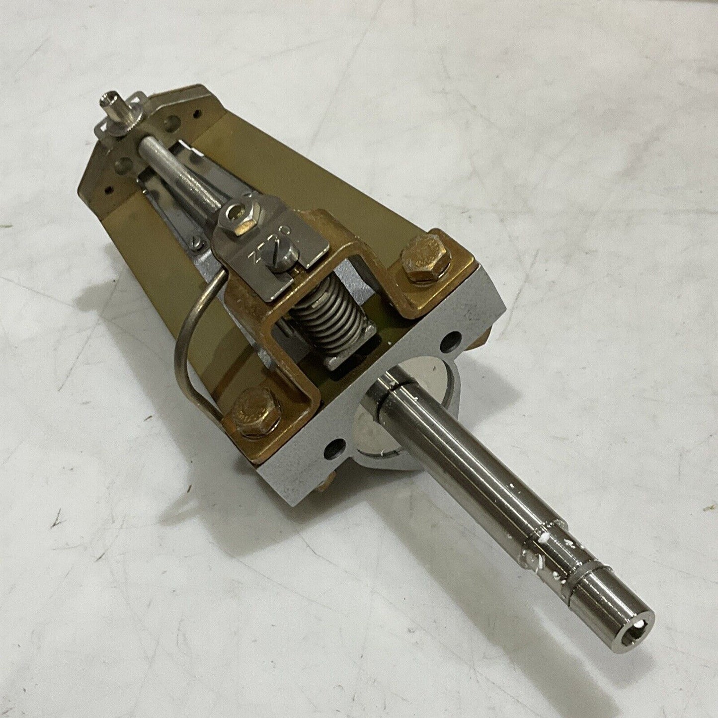 FOXBORO N0999SH BALANCE UNIT 13 A 1500 PSI 373