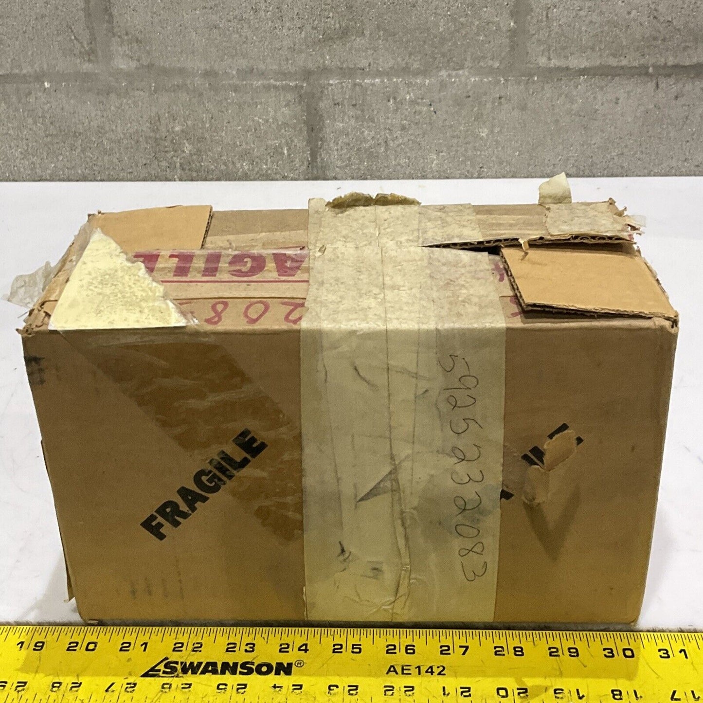 SQUARE D FH26030AC THERMAL-MAGNETIC CIRCUIT BREAKER 600V 50/60HZ 250VDC 373