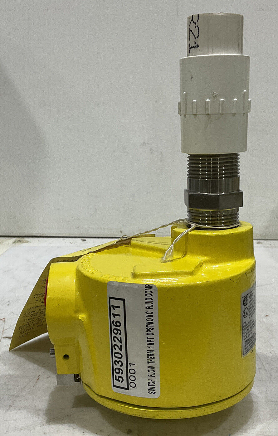 FLUID COMPONENTS INTERNATIONAL FLT93S-1A1A202C1B00000 FLOW SWITCH 373
