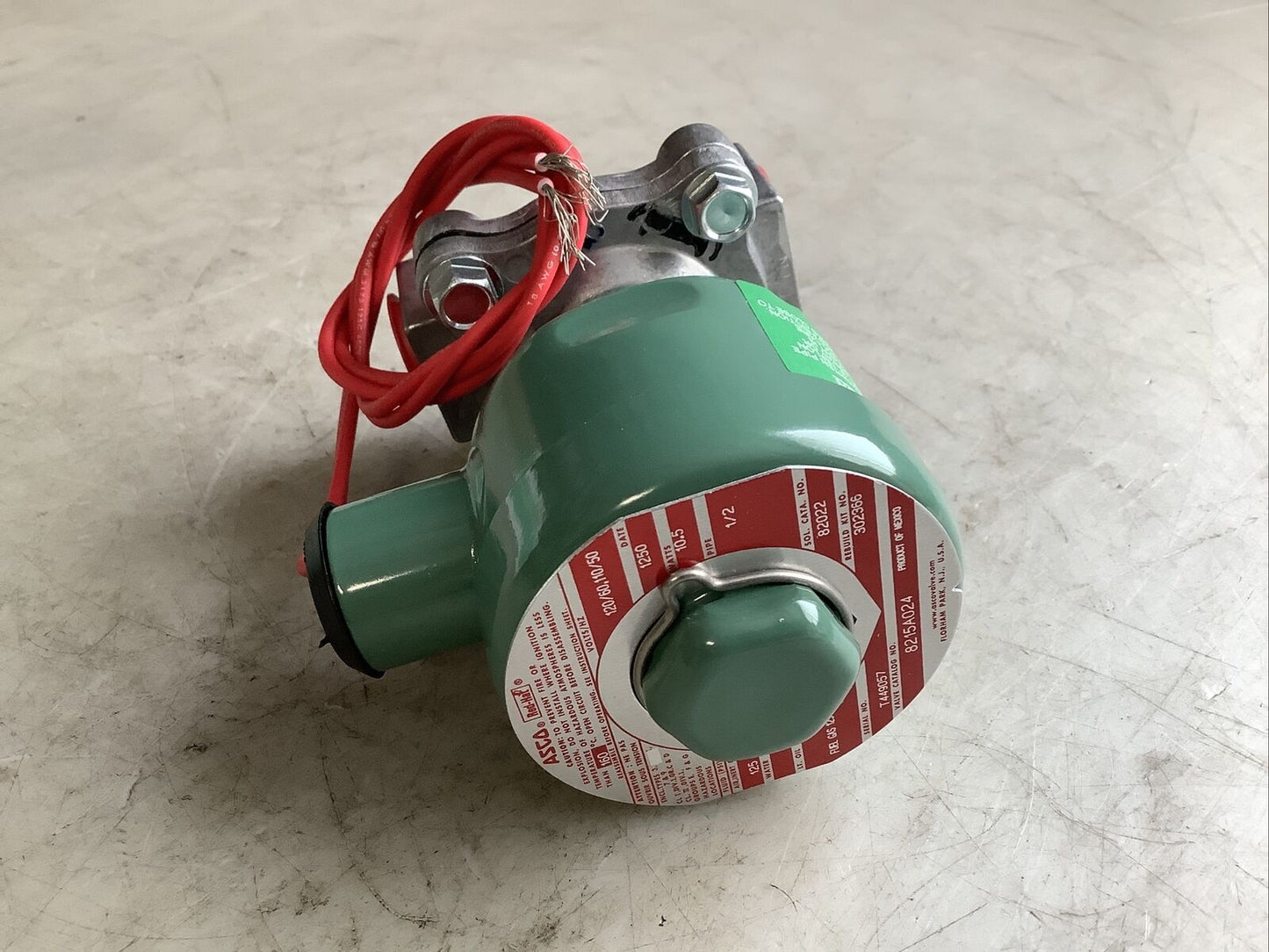 ASCO 8215A024 SOLENOID VALVE 1/2IN 373