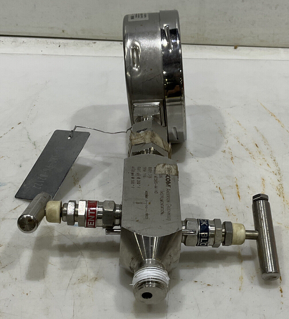 TESCOM M25VIS-44-HD BLOCK AND BLEED NEEDLE VALVE 0-2000 PSI 881