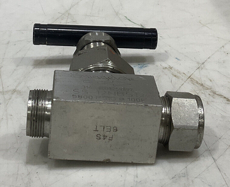 SWAGELOK SS-12NBS12 UNION BONNET NEEDLE VALVE 373