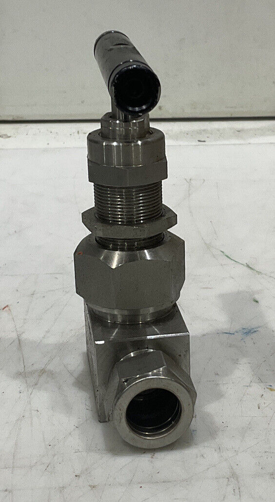 SWAGELOK SS-12NBS12 UNION BONNET NEEDLE VALVE 373