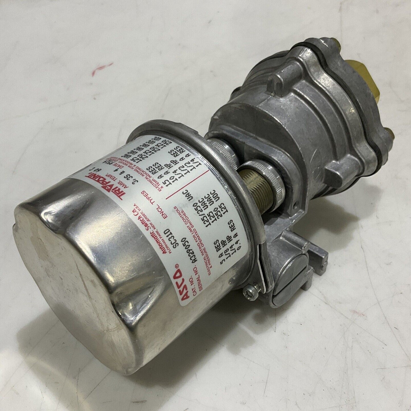 ASCO SC31D A329050 TRI POINT AUTOMATIC SWITCH 125/250 VAC 373