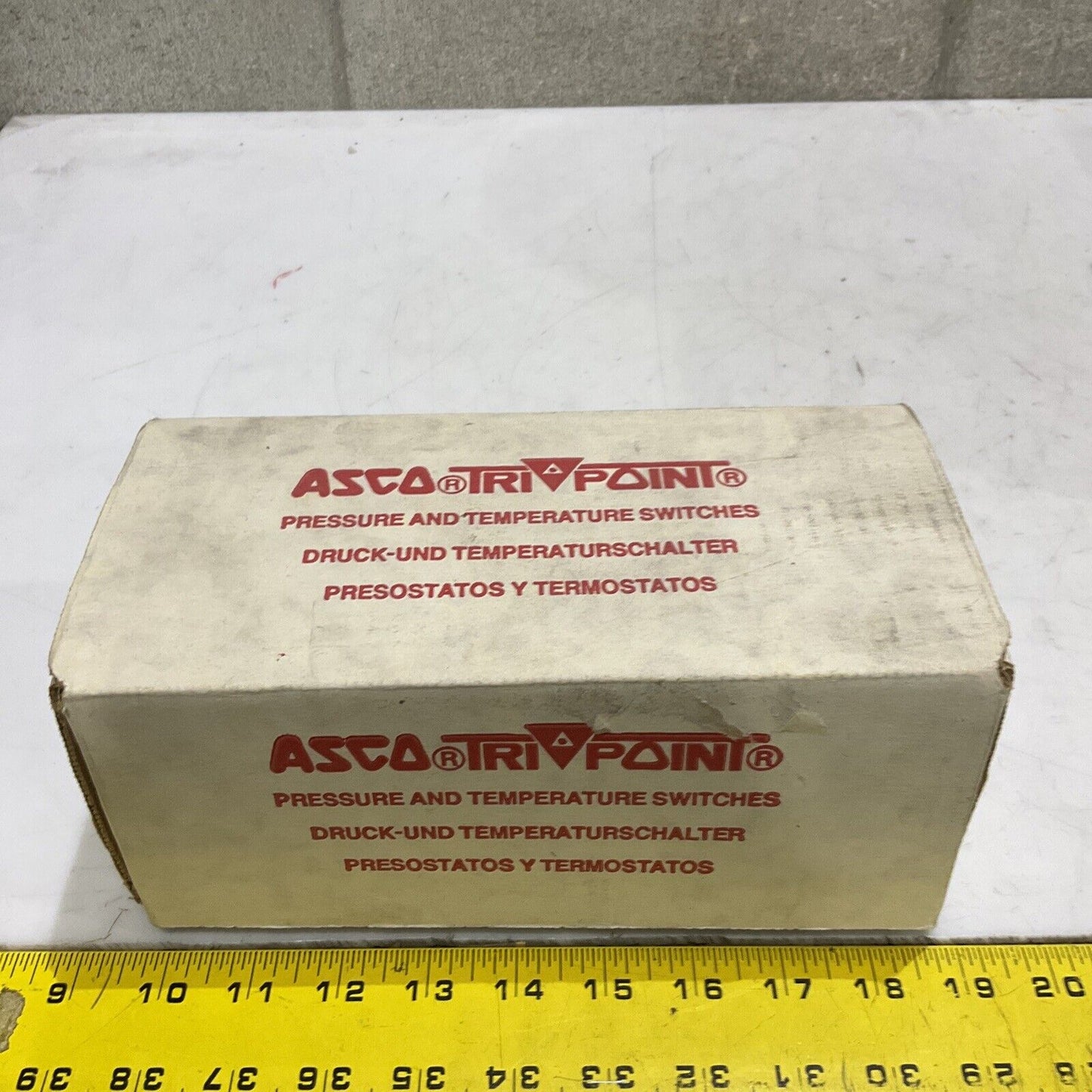 ASCO SC31D A329050 TRI POINT AUTOMATIC SWITCH 125/250 VAC 373