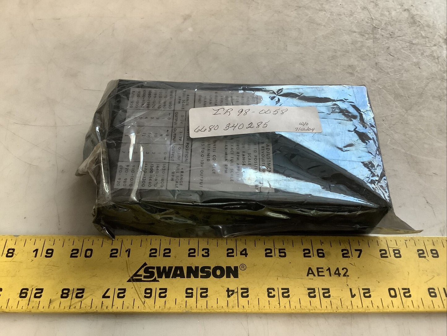STOCK 1210-V 1-Z4746 TACHOMETER 373