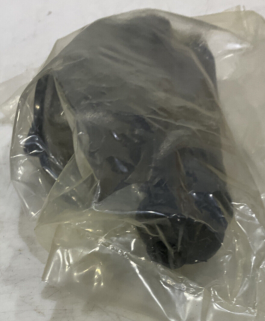 NAPA 1315058 MASTER CYLINDER 881