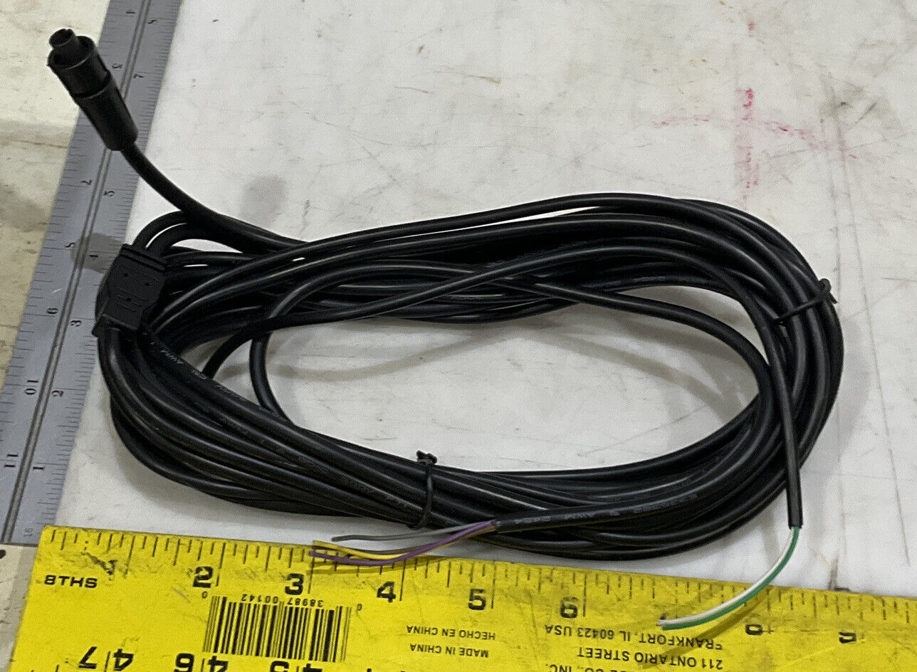 FAMALITE ADVEEZ ADM-F-370-0W TRACKING SYSTEM 881