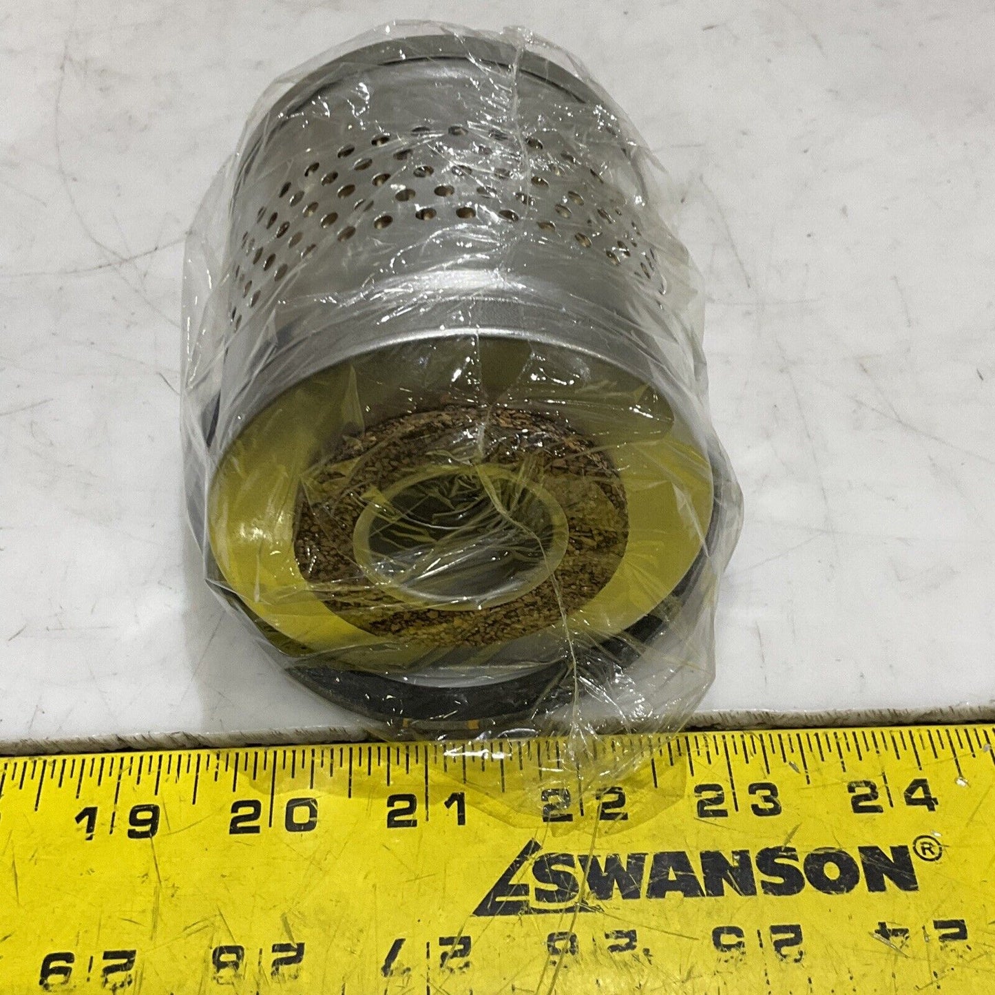 CARQUEST 86061 P533061 FUEL FILTER ELEMENT LOT OF 6 373