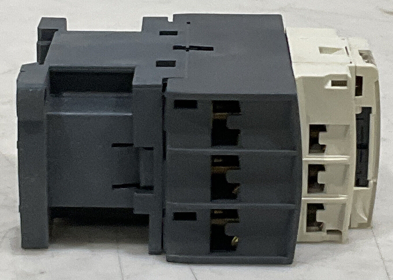 SQUARE D LC1D32 CONTACTOR 881