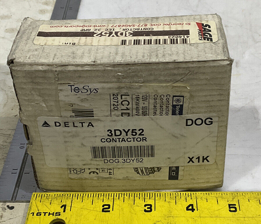 SQUARE D LC1D32 CONTACTOR 881