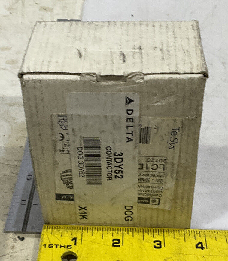 SQUARE D LC1D32 CONTACTOR 881