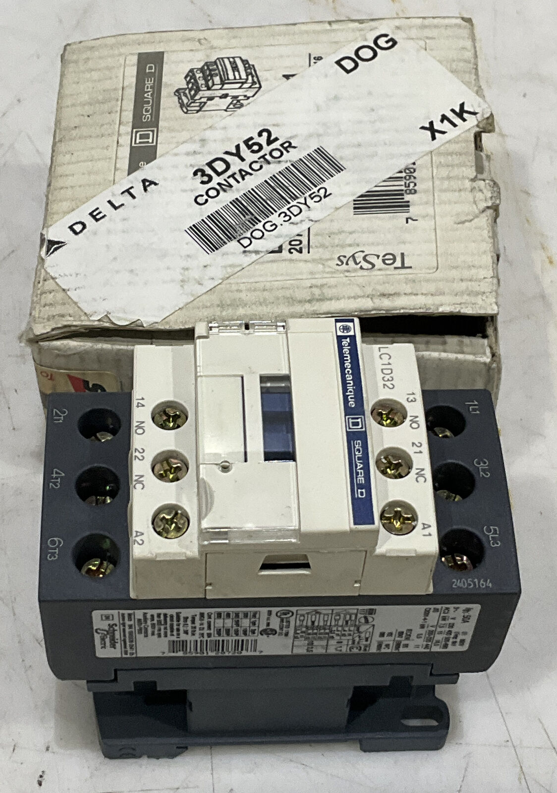 SQUARE D 3DY52 CONTACTOR LC1D32 881