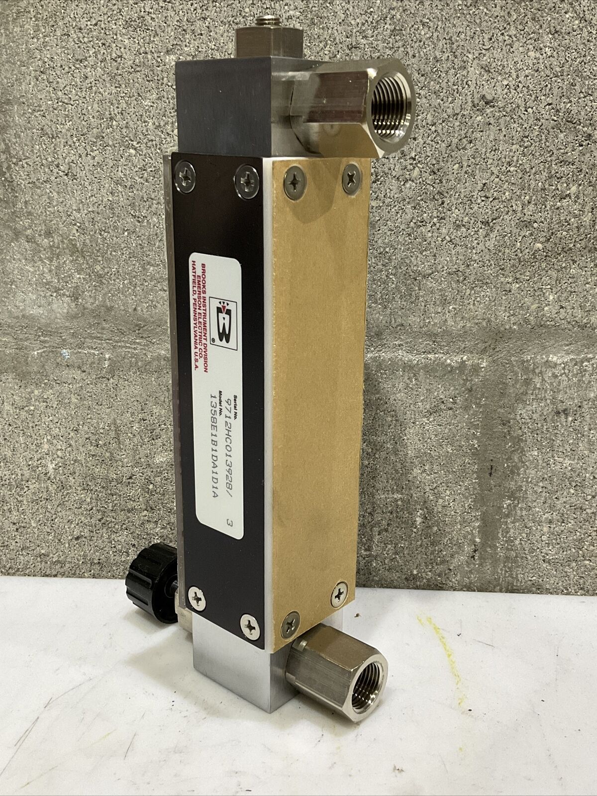 BROOKS 1358E1B1DA1D1A SHO-RATE FLOWMETER 200 PSIG 250 F 373
