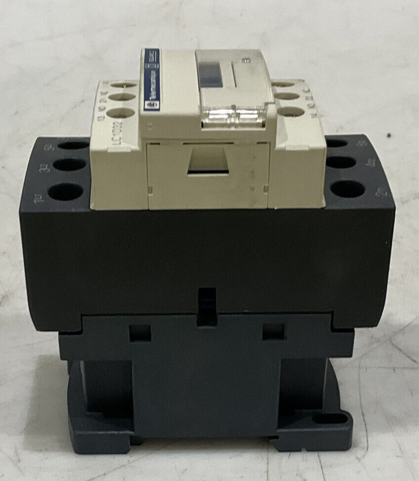 SQUARE D 3DY52 CONTACTOR LC1D32 881