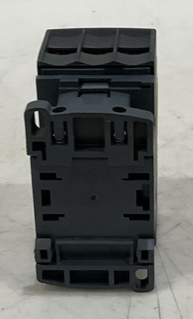 SQUARE D 3DY52 CONTACTOR LC1D32 881