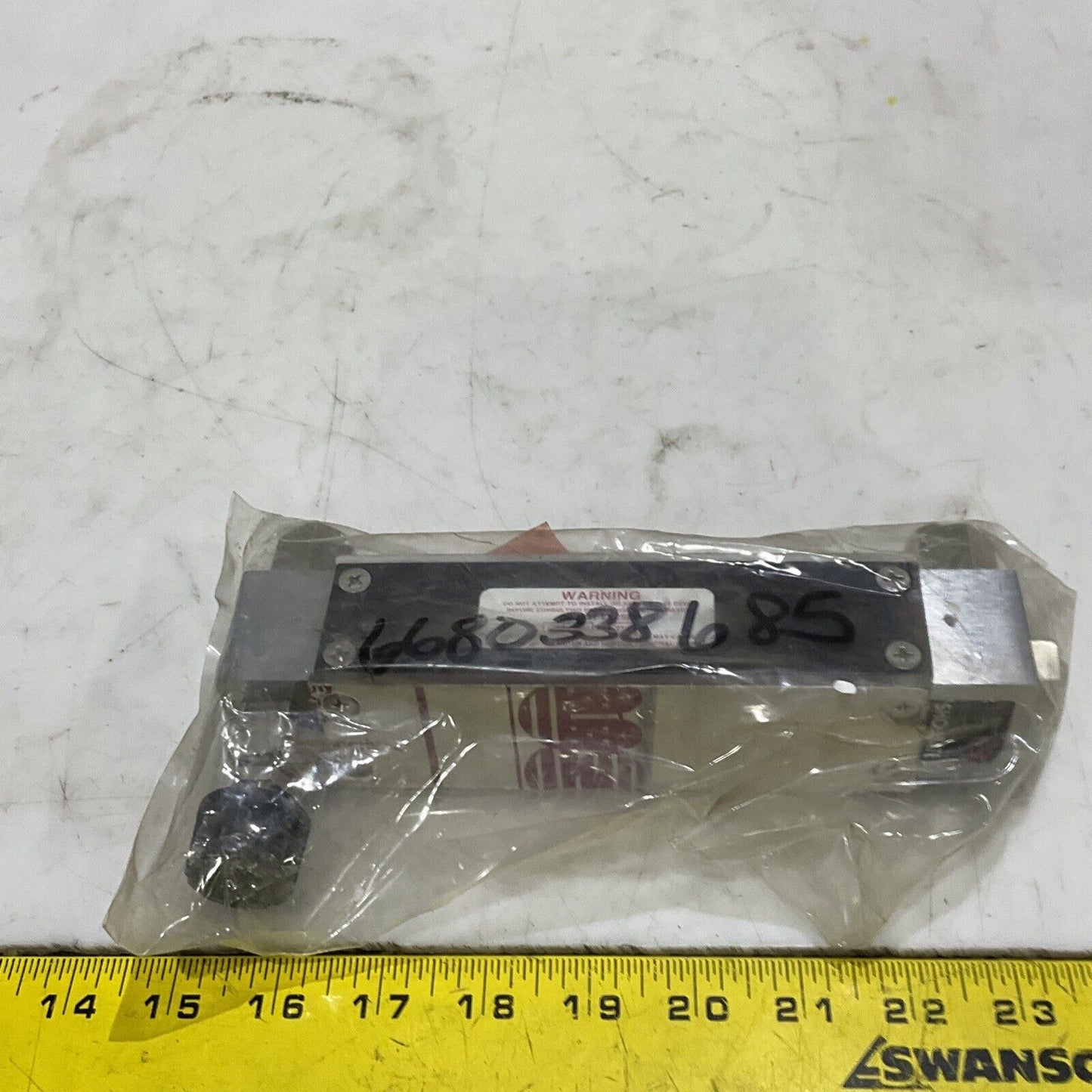 BROOKS 1358E1B1DA1D1A SHO-RATE FLOWMETER 200 PSIG 250 F 373