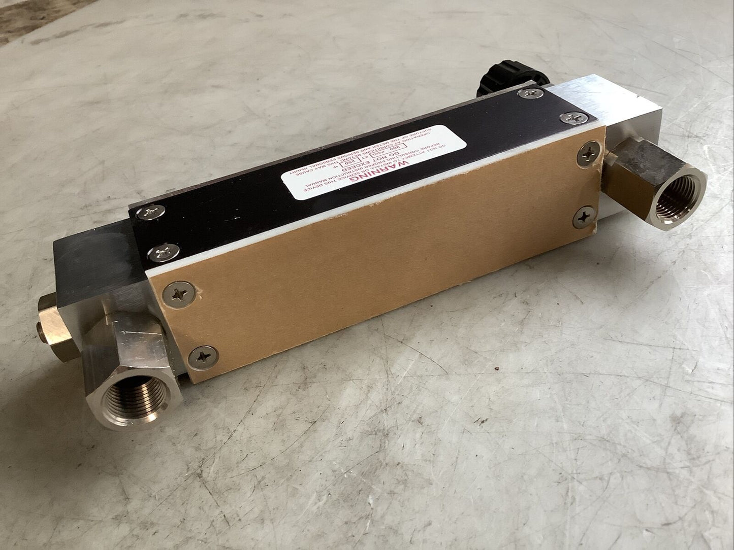 BROOKS 1358E1B1DA1D1A SHO-RATE FLOWMETER 200 PSIG 250 F 373