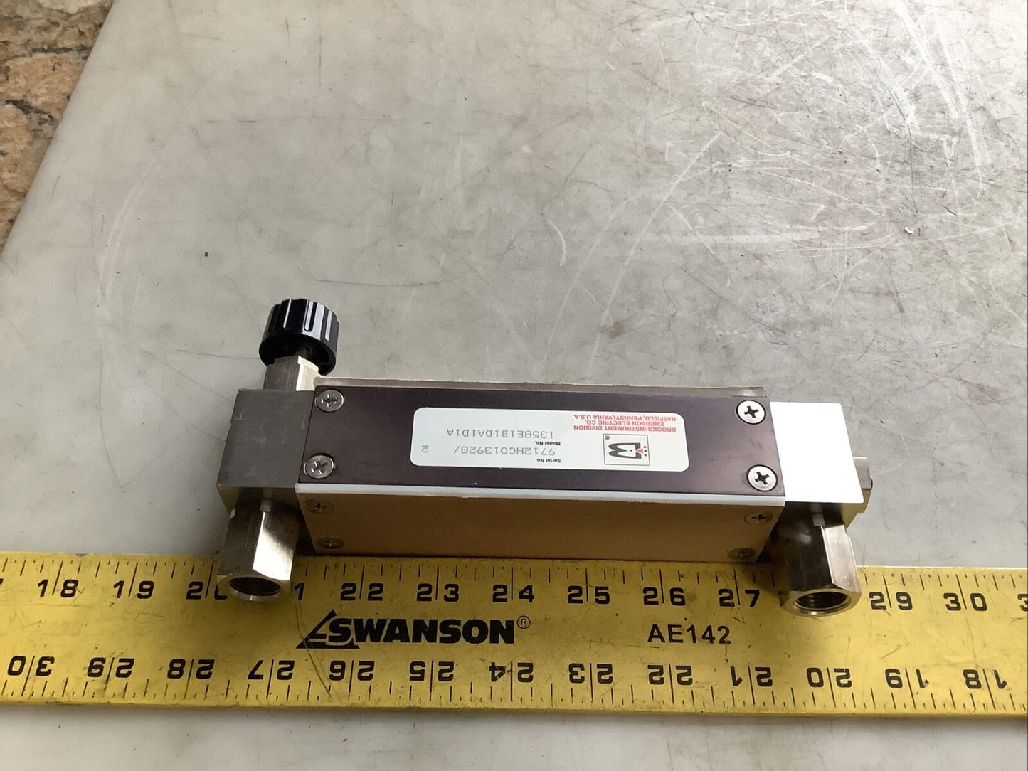 BROOKS 1358E1B1DA1D1A SHO-RATE FLOWMETER 200 PSIG 250 F 373