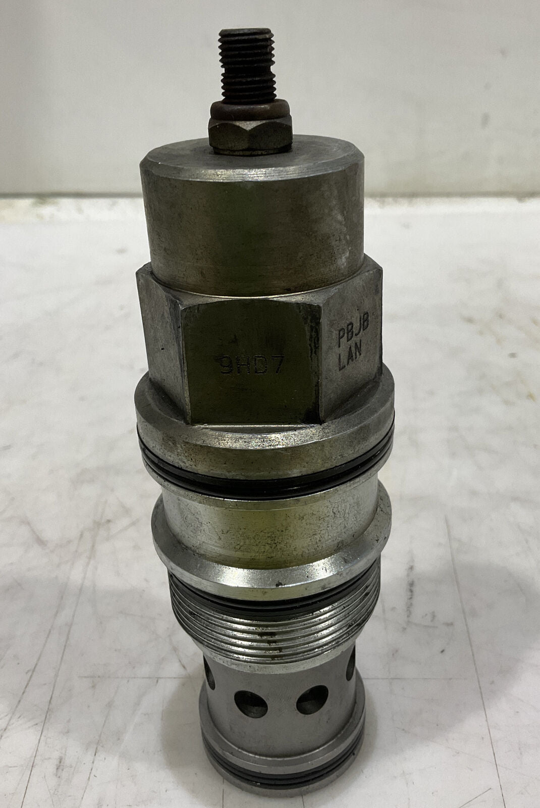 SUN HYDRAULICS 9HD7 PBJBLAN HYDRAULIC VALVE 881