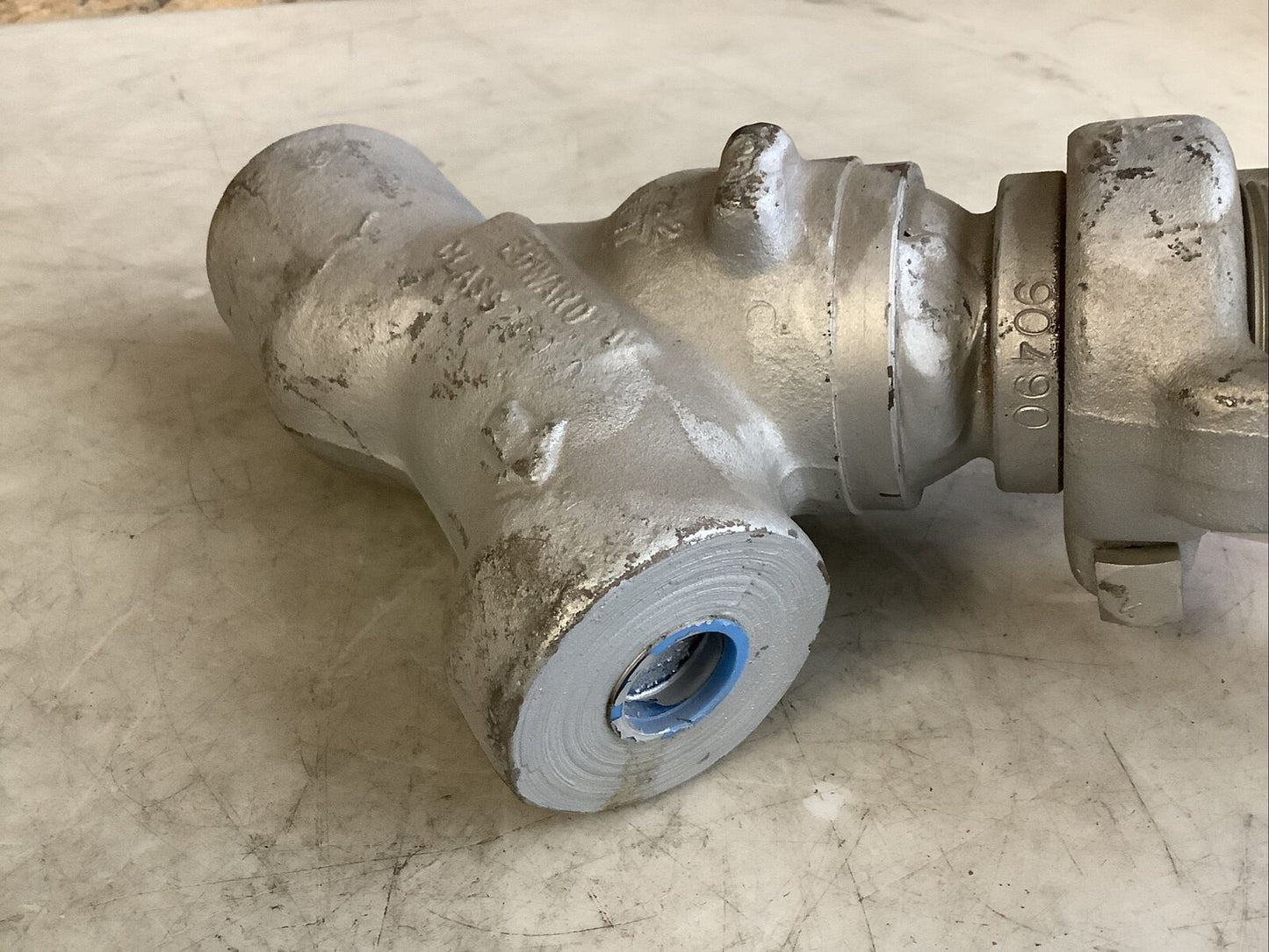 EDWARD VALVES D 66124F22 02601738 GLOBE VALVE .5IN 2510PSI 373