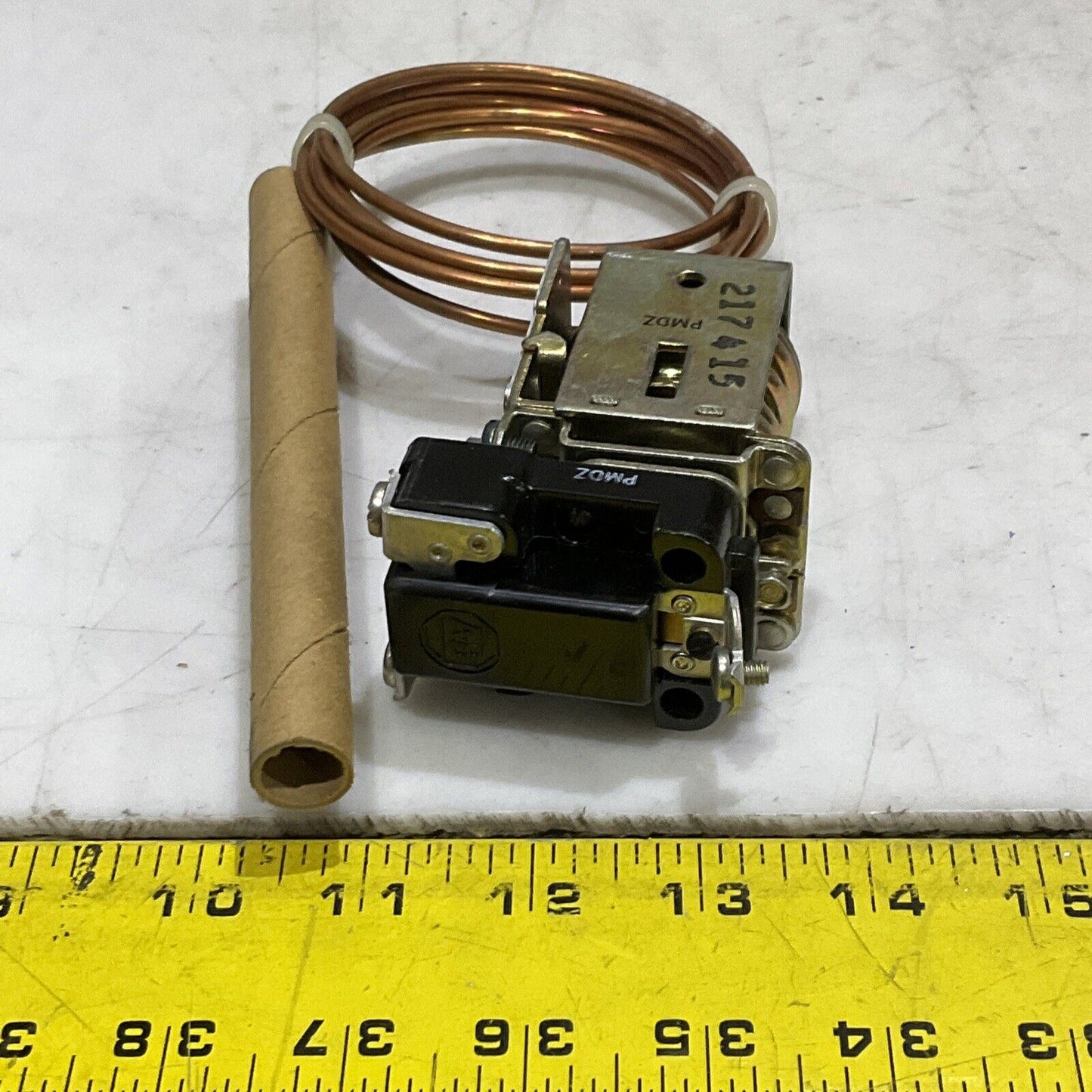 ALLEN-BRADLEY 837-A5 TEMPERATURE SWITCH 130-200 DEG F 373