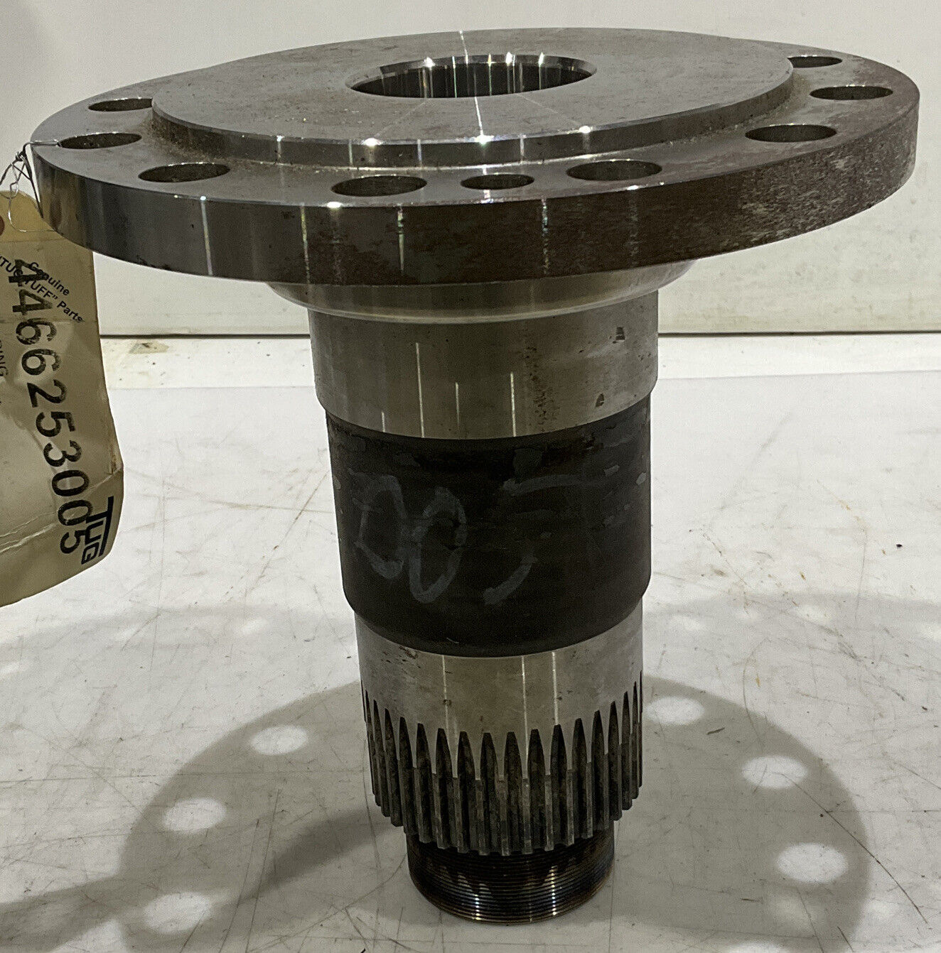 TUG 4466 253 005 4466 353 068 STEERING HUB 881