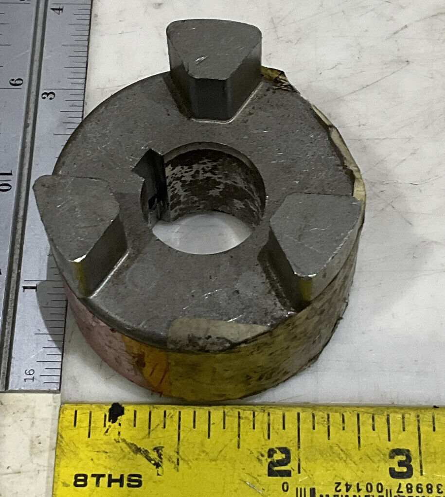 LOVEJOY L-100 COUPLING WITH SPIDER INSERT 881