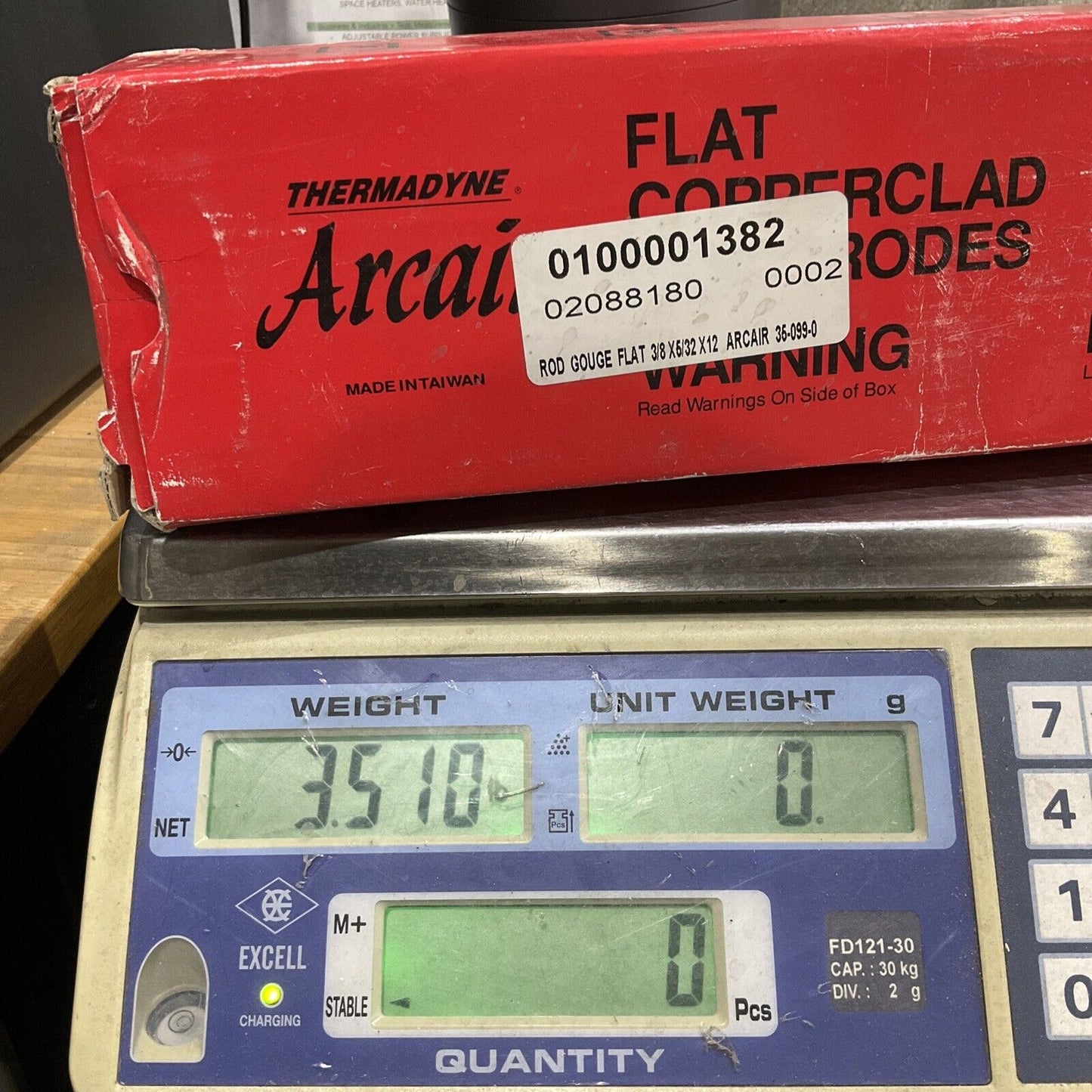 ARCAIR 35-099-003 FLAT COPPER HEAD ELECTRODES 3/8X 5/32X 12 3.5 LB OT OF 50 373