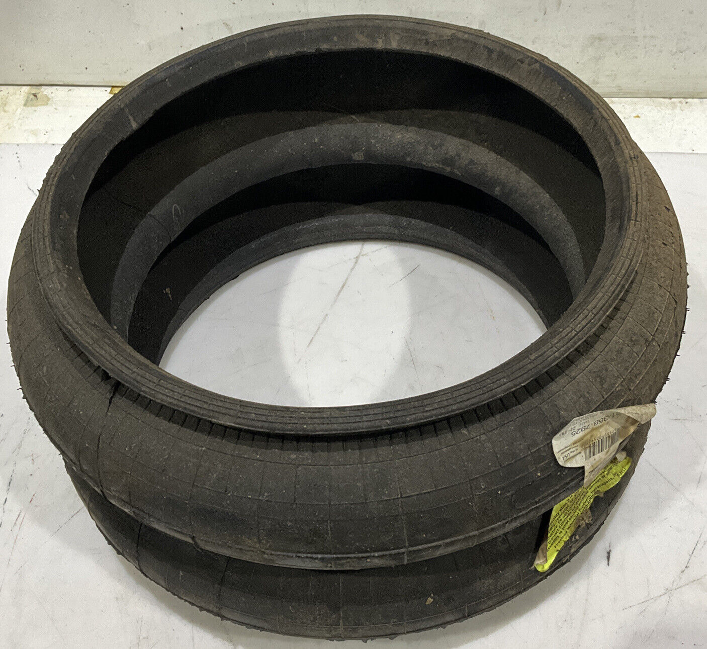FIRESTONE INDUSTRIES W01-358-7925 RUBBER AIR SPRING 881