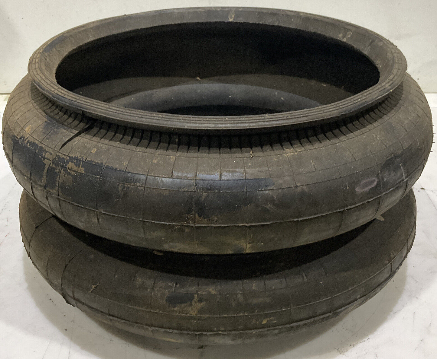 FIRESTONE INDUSTRIES W01-358-7925 RUBBER AIR SPRING 881