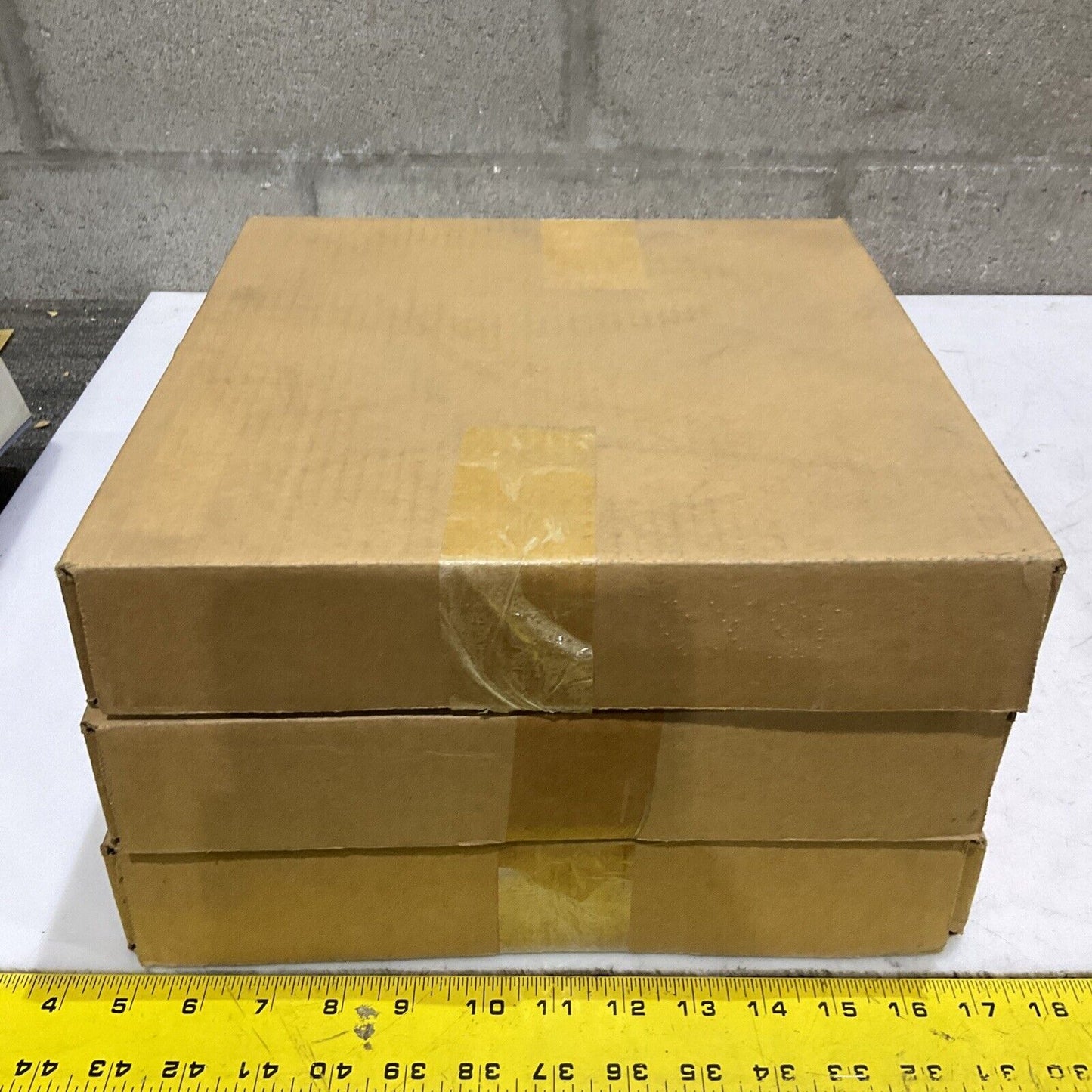 HAZLUX VC2 068-11-140 CEILING MOUNT OUTLET BOX 3/4” FOR V&D SERIES LOT OF 3 373