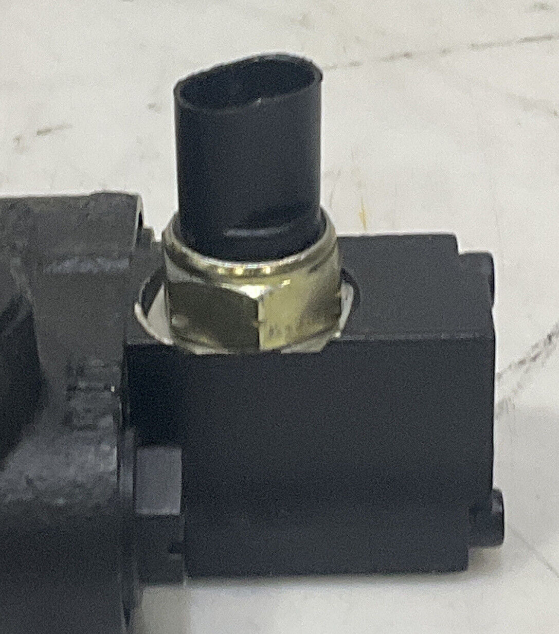 QCC SAUER DANFOSS 153E3587 156B2457 DIRECTIONAL CONTROL VALVE 881