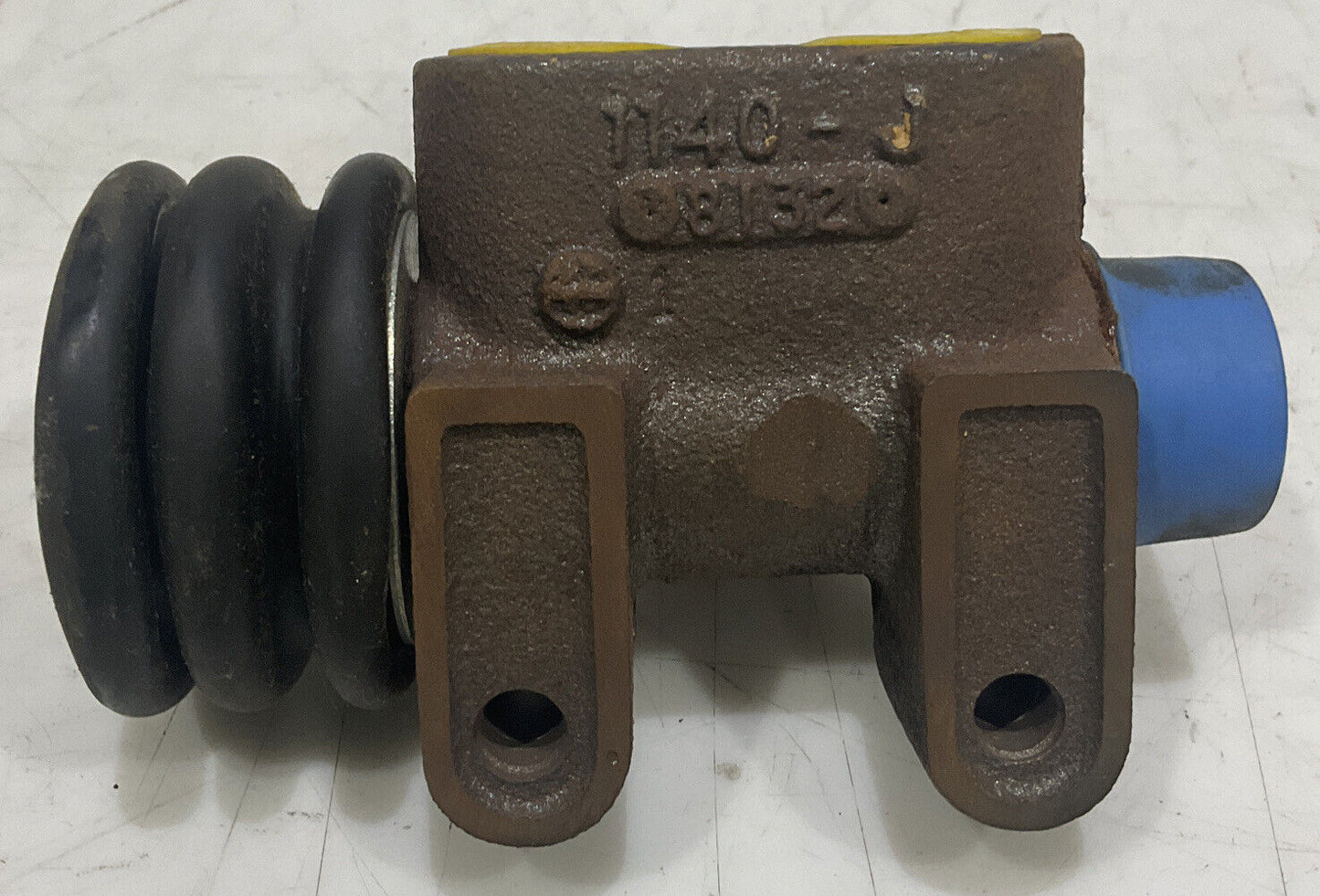 PARKER 1140-J 8132 SELECTOR VALVE CHERRY PICKER 881