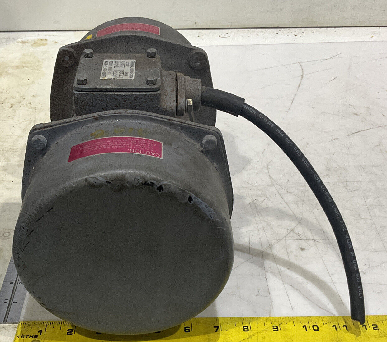 CLEVELAND VIBRATOR COMPANY RE-6-4B 230-460V VIBRATOR 876