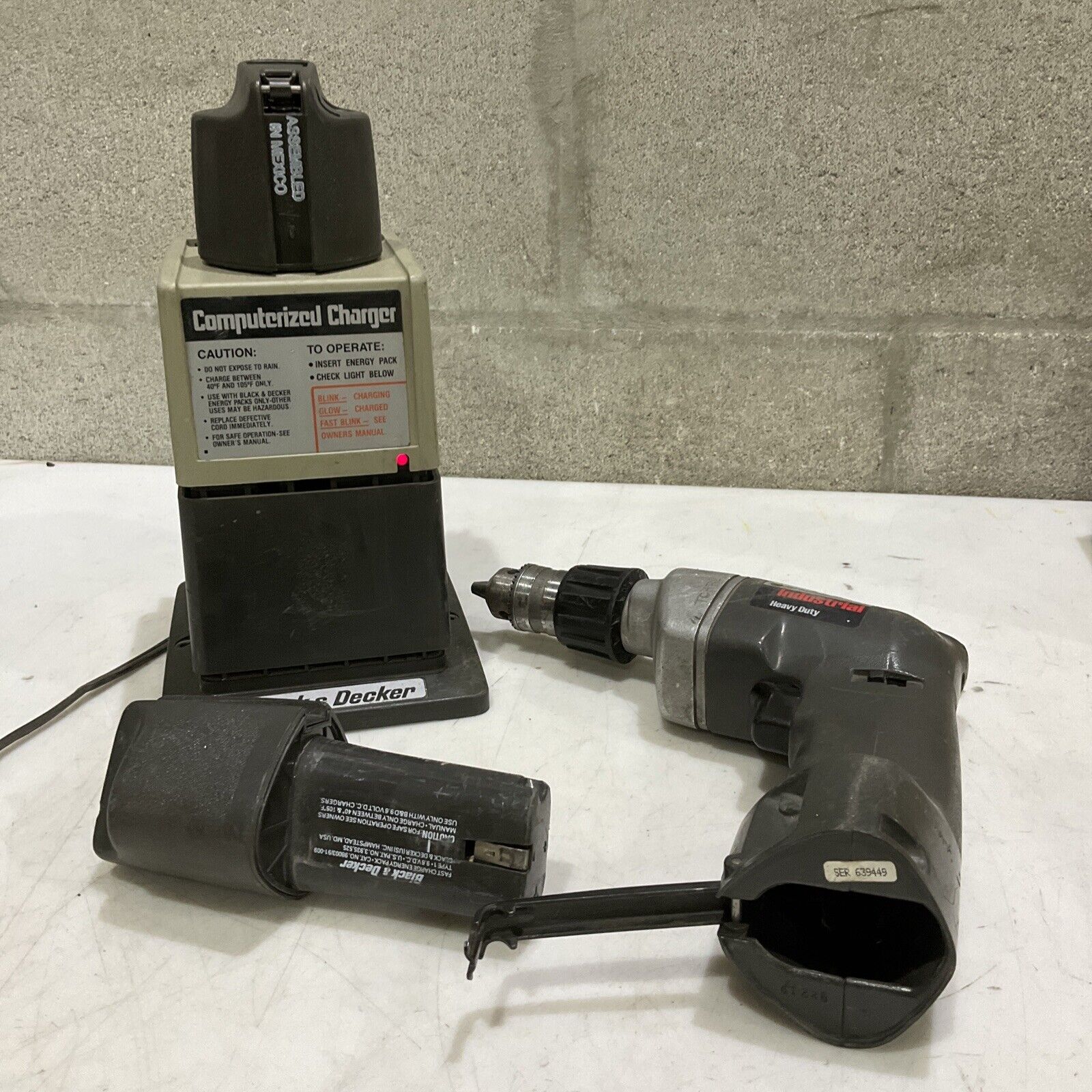 BLACK DECKER 2683 VSR SCRUDRILL 3/8 SCREWDRIVER DRILL TYPE